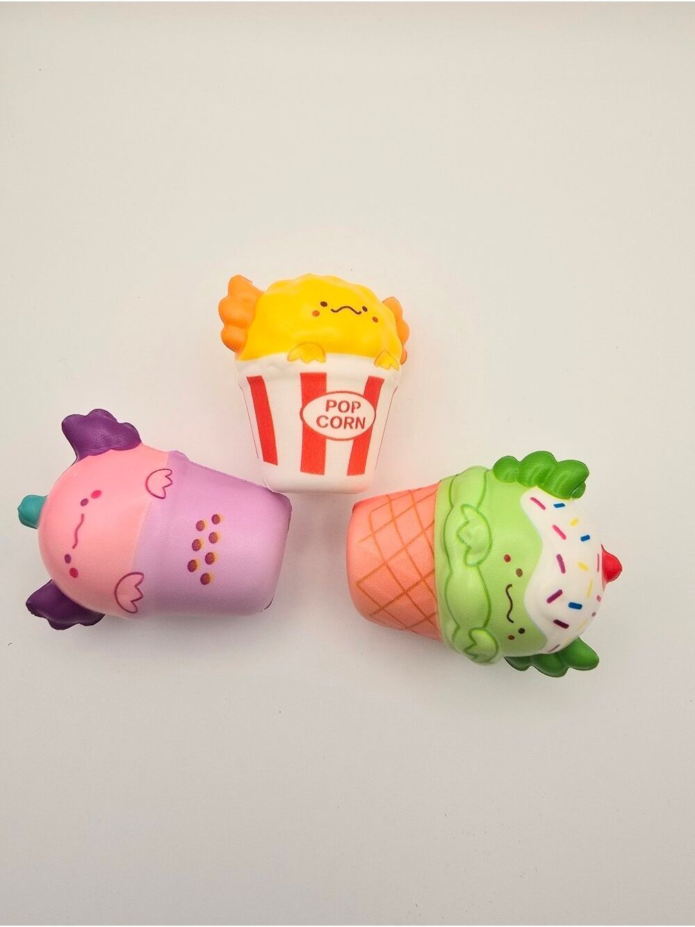 Cheerful Axolotl Squishy Kids Set Slow-Rise Stress Toy - Picture 2 of 2
